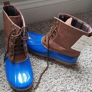 Royal blue tan rain booties